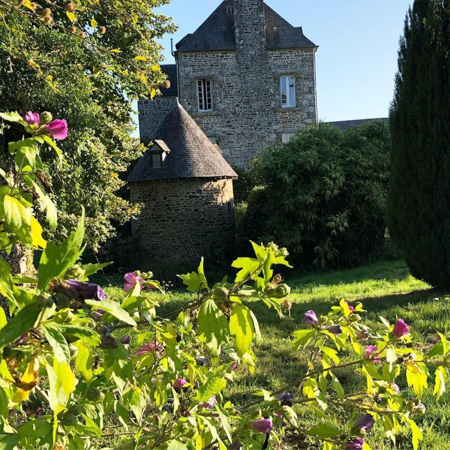 Chateau Isigny, Ideal Pour Les Familles Avec Enfants Et Les Animaux De Compagnie, Situe A Proximite Du Mont Saint-Michel Buitenkant foto