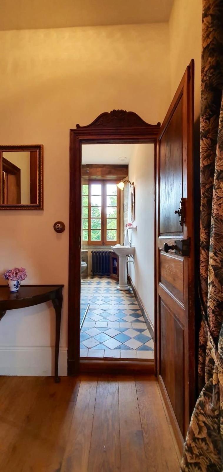 Chateau Isigny, Ideal Pour Les Familles Avec Enfants Et Les Animaux De Compagnie, Situe A Proximite Du Mont Saint-Michel Buitenkant foto